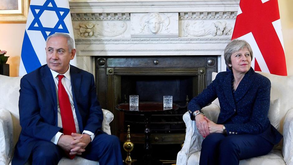 Theresa May and Benjamin Netanyahu at Downing Street on June 6, 2018