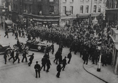 Entrance to Cable St on Sunday afternoon, October 4, 1936... crowds stop Mosley's Blackshirts passing through [Tower Hamlets Archive picture]